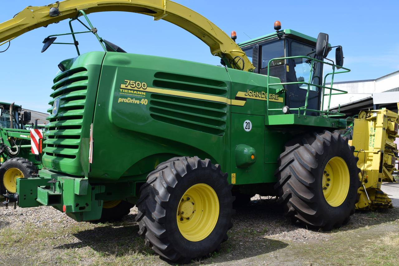 John Deere 7400 - מקצרת מספוא: תמונה 4 John Deere 7400 - מקצרת מספוא: תמונה 4
