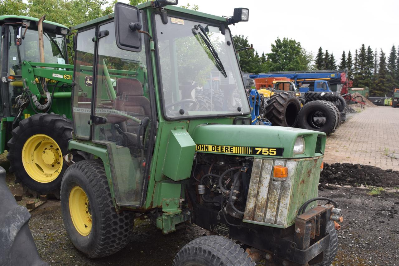 John Deere 755 - טרקטור חקלאי: תמונה 4 John Deere 755 - טרקטור חקלאי: תמונה 4