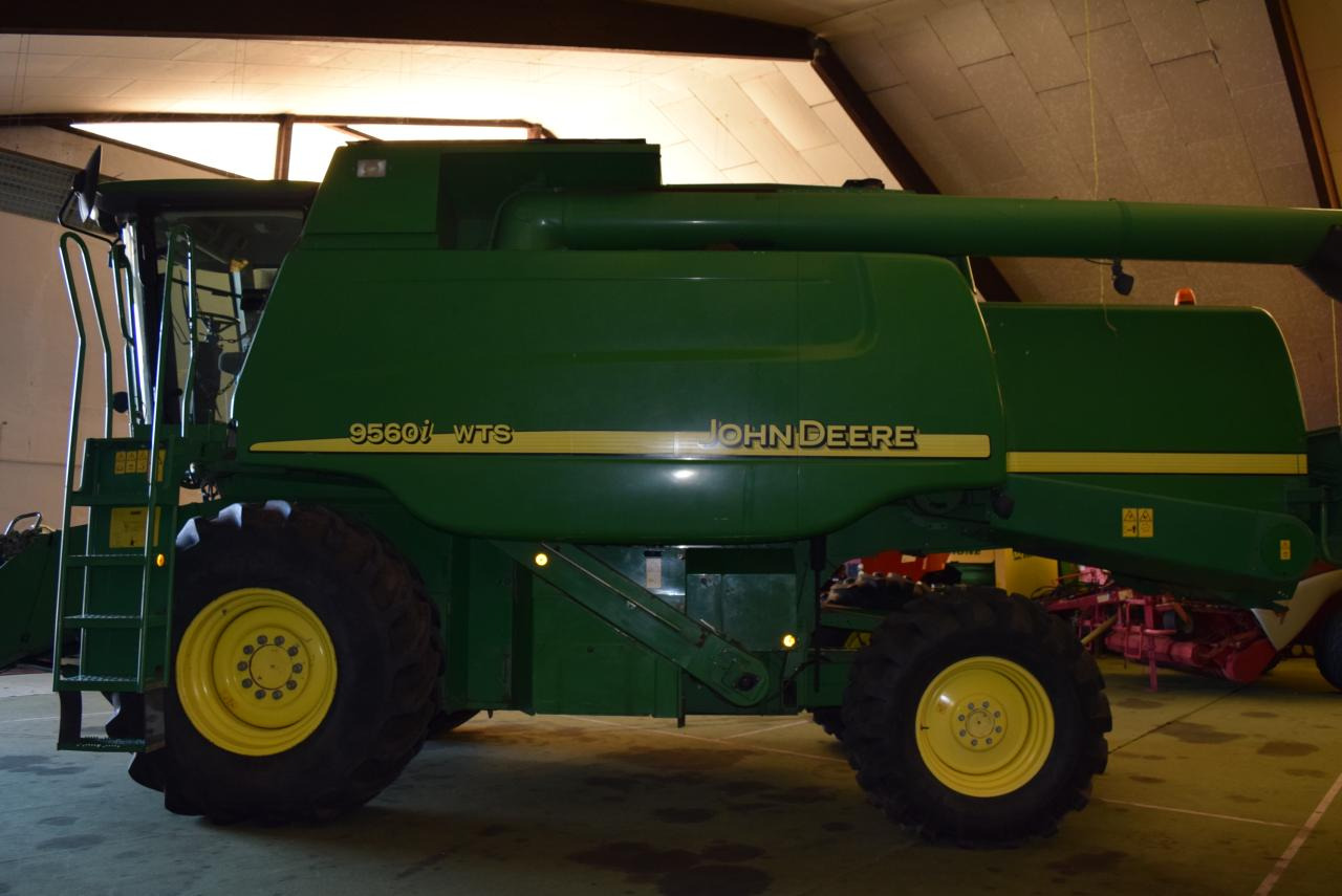 John Deere 9560 i WTS - מקצרת קומבינה: תמונה 3 John Deere 9560 i WTS - מקצרת קומבינה: תמונה 3