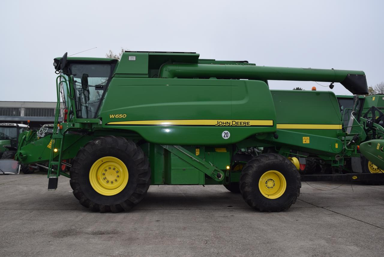 John Deere W 650 - מקצרת קומבינה: תמונה 2 John Deere W 650 - מקצרת קומבינה: תמונה 2