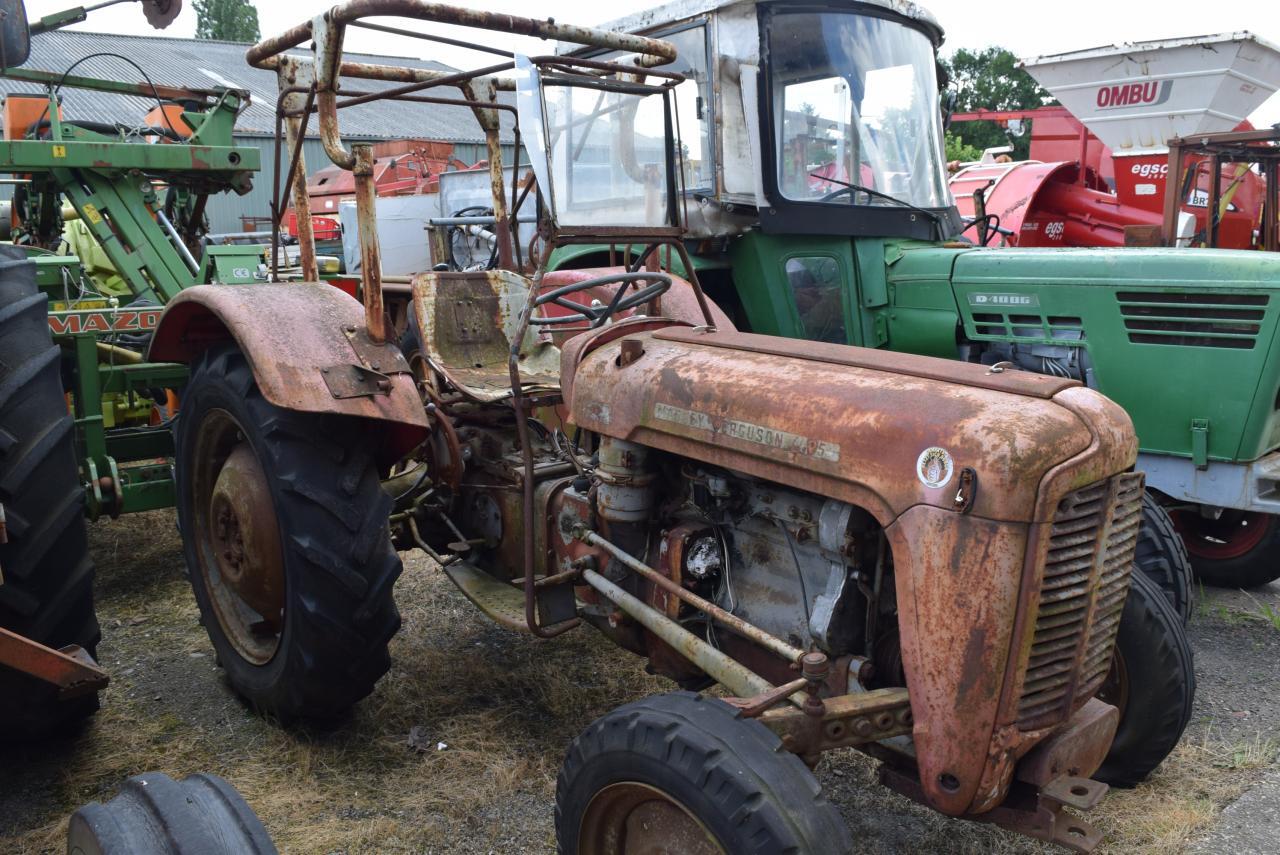 Massey Ferguson MF 35 - טרקטור חקלאי: תמונה 1 Massey Ferguson MF 35 - טרקטור חקלאי: תמונה 1