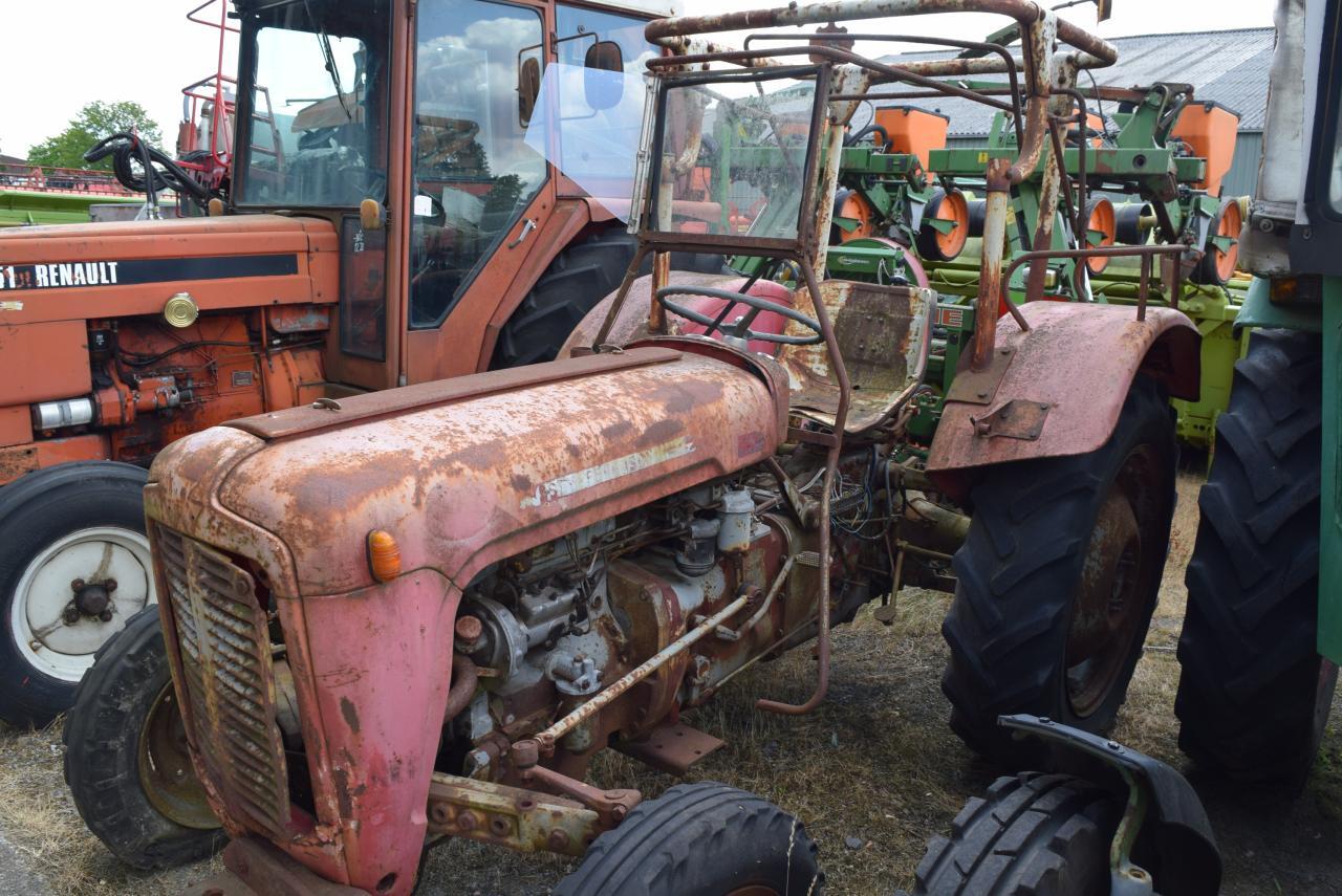 Massey Ferguson MF 35 - טרקטור חקלאי: תמונה 2 Massey Ferguson MF 35 - טרקטור חקלאי: תמונה 2