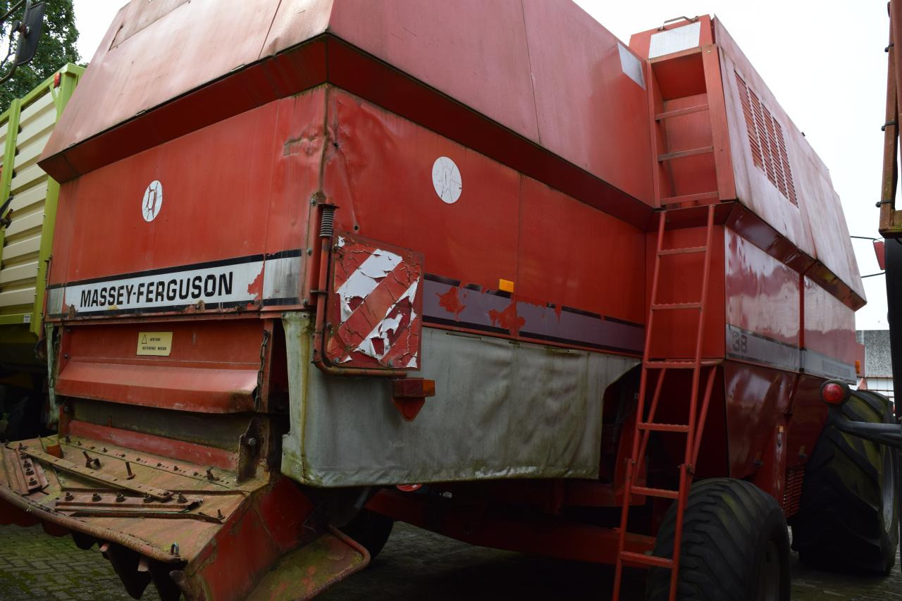 Massey Ferguson MF 38 - מקצרת קומבינה: תמונה 4 Massey Ferguson MF 38 - מקצרת קומבינה: תמונה 4