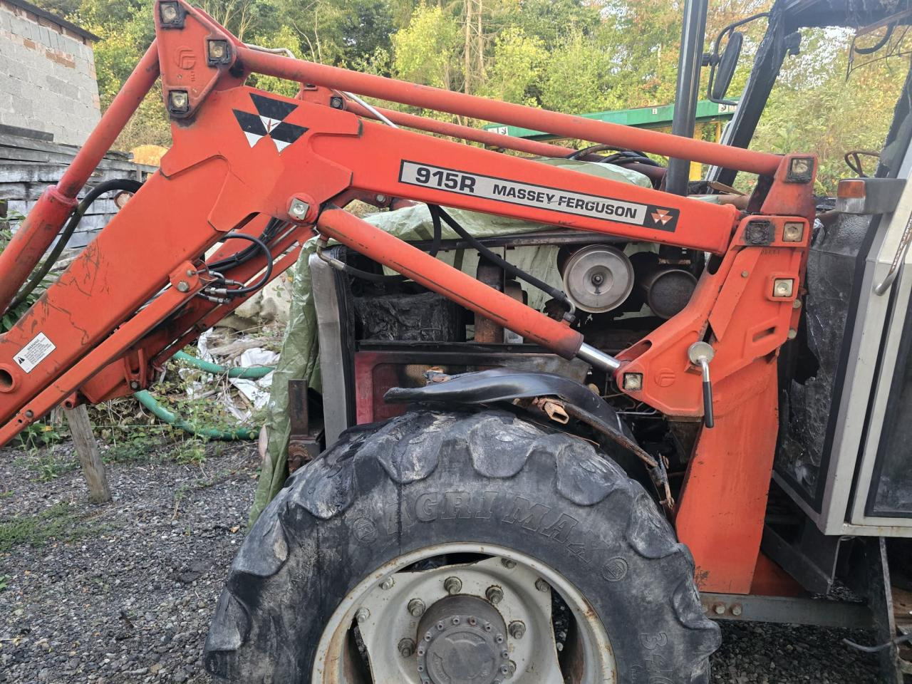 Massey Ferguson MF 390 T *Brandschaden* - טרקטור חקלאי: תמונה 5 Massey Ferguson MF 390 T *Brandschaden* - טרקטור חקלאי: תמונה 5