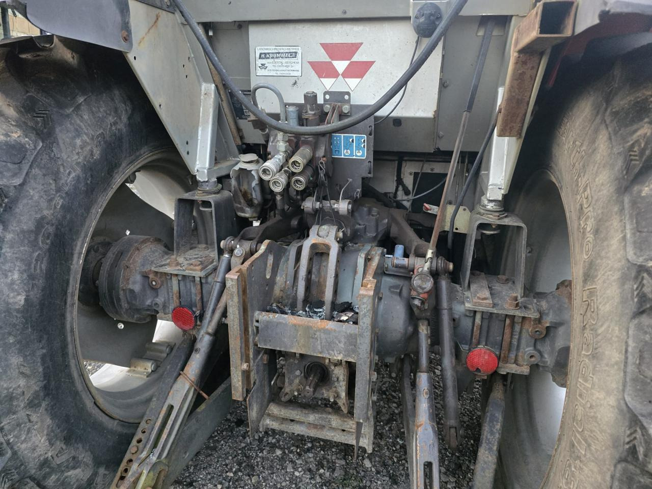 Massey Ferguson MF 390 T *Brandschaden* - טרקטור חקלאי: תמונה 3 Massey Ferguson MF 390 T *Brandschaden* - טרקטור חקלאי: תמונה 3