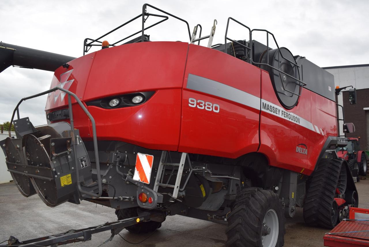Massey Ferguson MF 9380 Delta - מקצרת קומבינה: תמונה 5 Massey Ferguson MF 9380 Delta - מקצרת קומבינה: תמונה 5