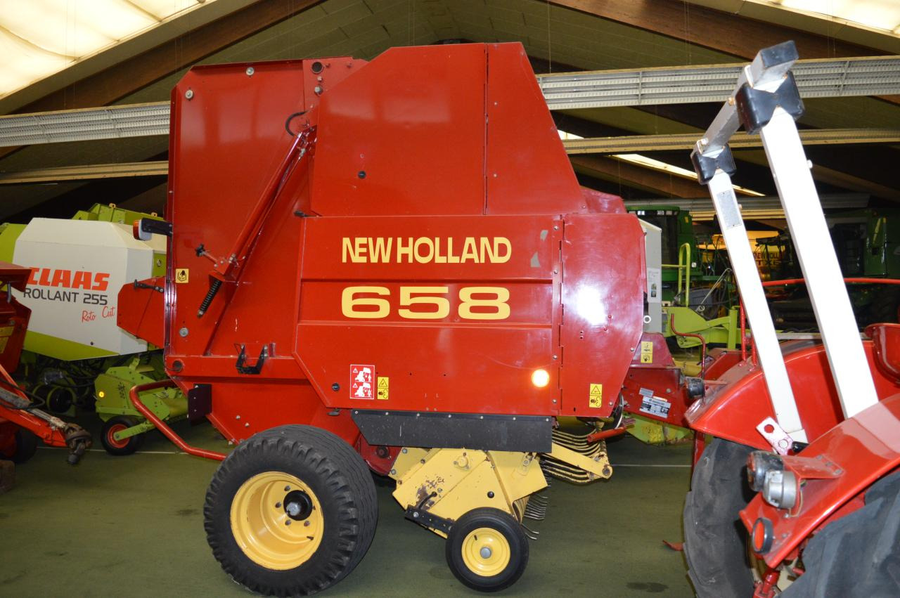 New Holland 658 - מכונת צרור עגולה: תמונה 1 New Holland 658 - מכונת צרור עגולה: תמונה 1