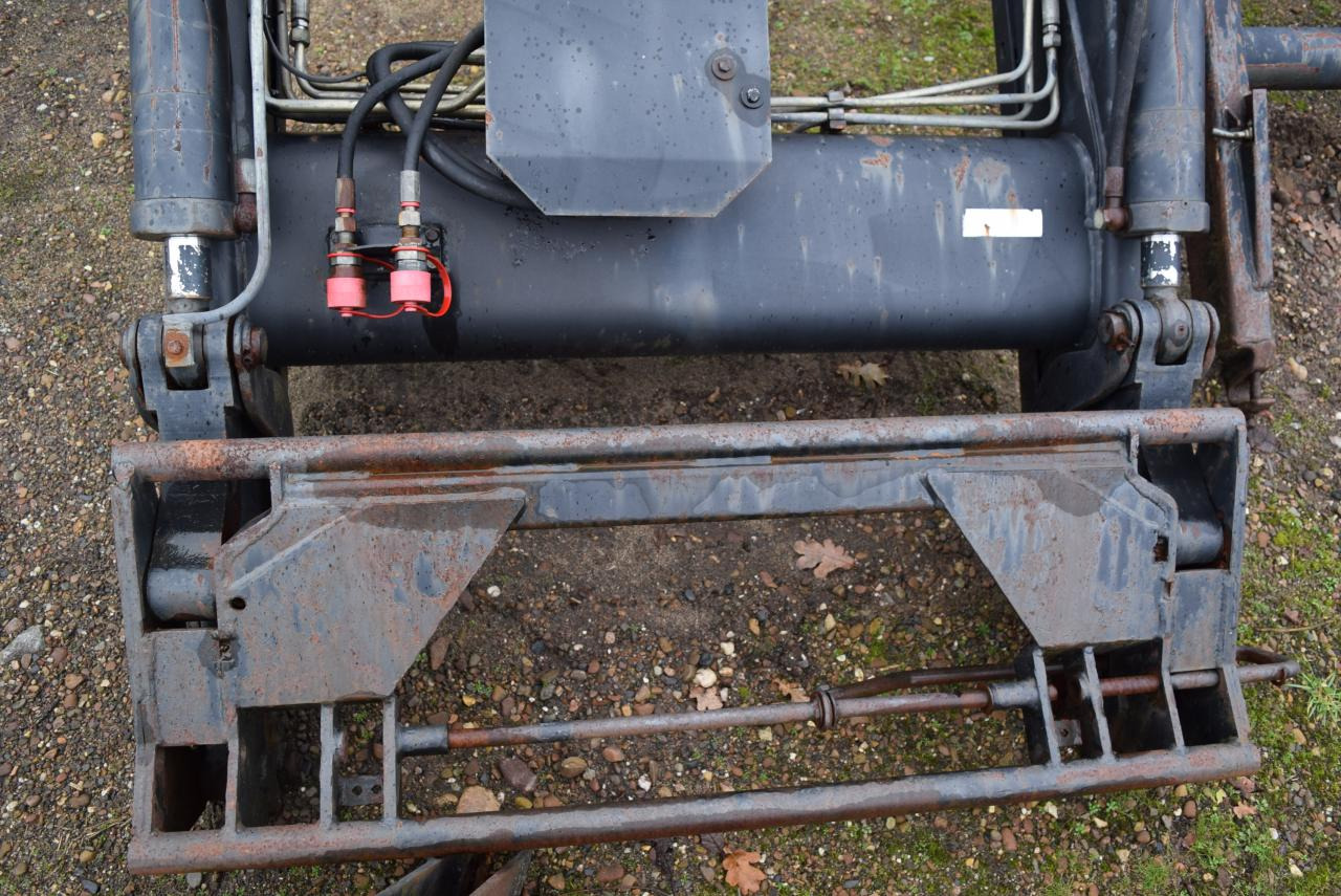 Stoll Robust F71 - מעמיס קדמי לטרקטור: תמונה 2 Stoll Robust F71 - מעמיס קדמי לטרקטור: תמונה 2