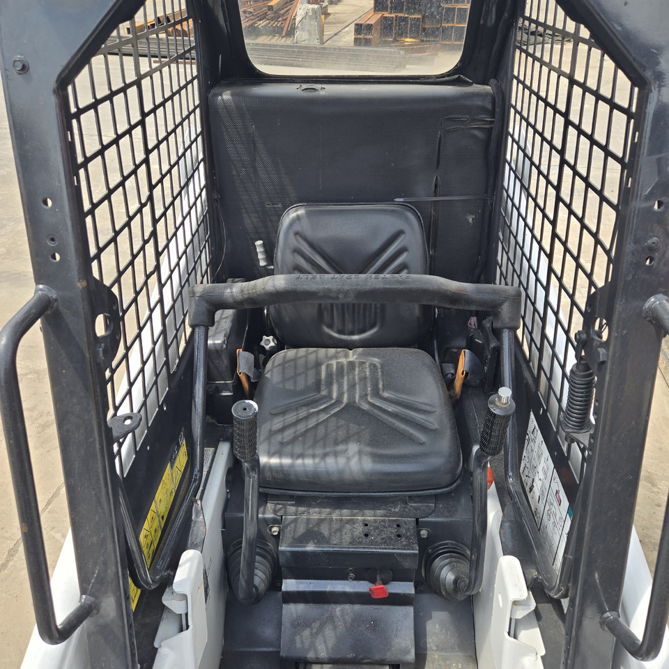 BOBCAT S70 - מעמיס היגוי החלקה: תמונה 5 BOBCAT S70 - מעמיס היגוי החלקה: תמונה 5