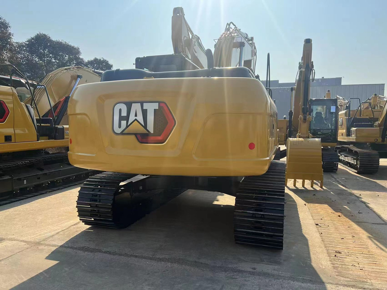 CAT 323GX - מחפר סורק: תמונה 2 CAT 323GX - מחפר סורק: תמונה 2