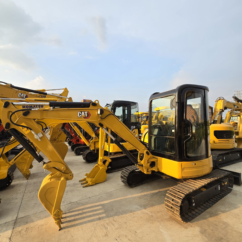 CATERPILLAR 303.5 - מיני מחפר: תמונה 2 CATERPILLAR 303.5 - מיני מחפר: תמונה 2