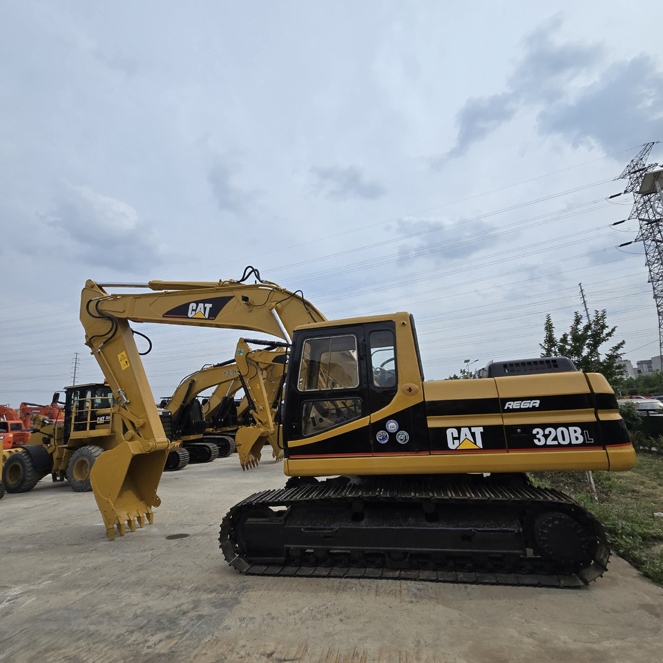 CATERPILLAR 320BL - מחפר סורק: תמונה 2 CATERPILLAR 320BL - מחפר סורק: תמונה 2