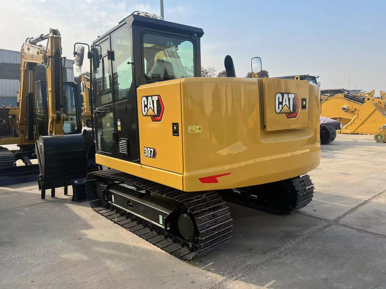 CATERPILLAR CAT307 - מיני מחפר: תמונה 2 CATERPILLAR CAT307 - מיני מחפר: תמונה 2