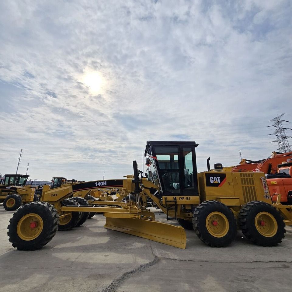 Caterpillar 140H - מפלסת: תמונה 2 Caterpillar 140H - מפלסת: תמונה 2