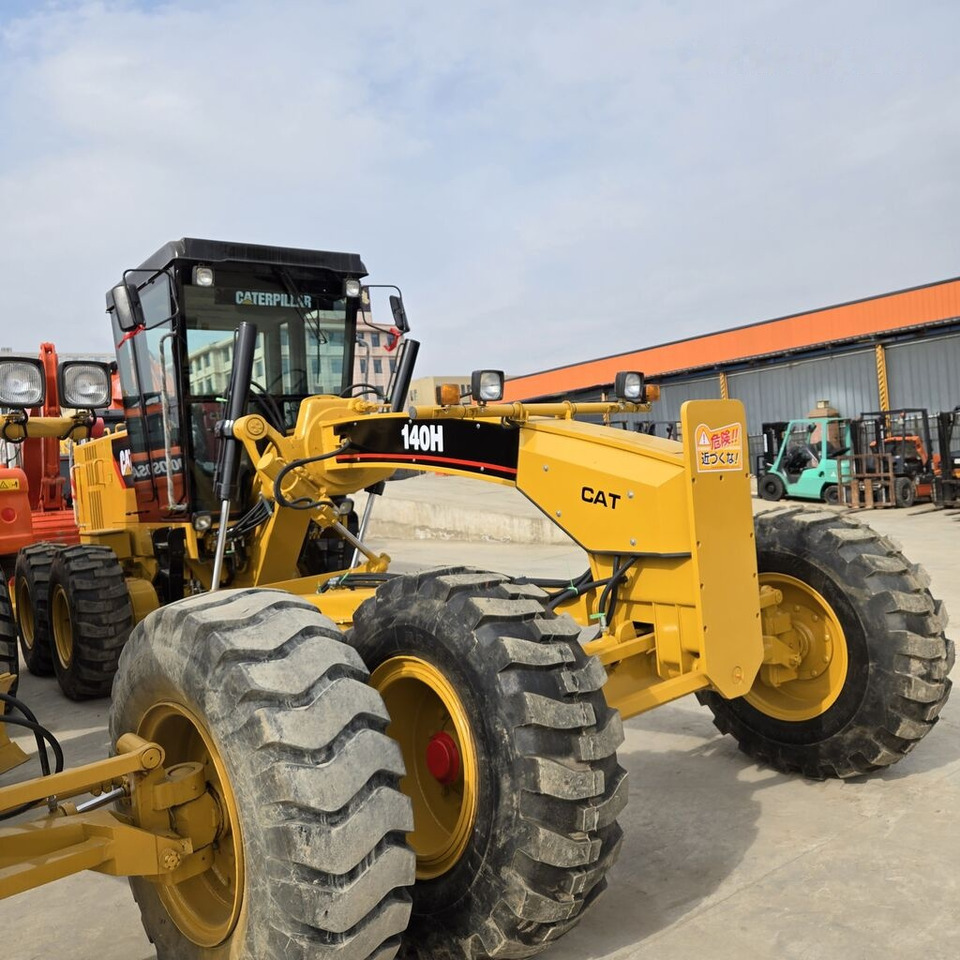 Caterpillar 140H - מפלסת: תמונה 5 Caterpillar 140H - מפלסת: תמונה 5