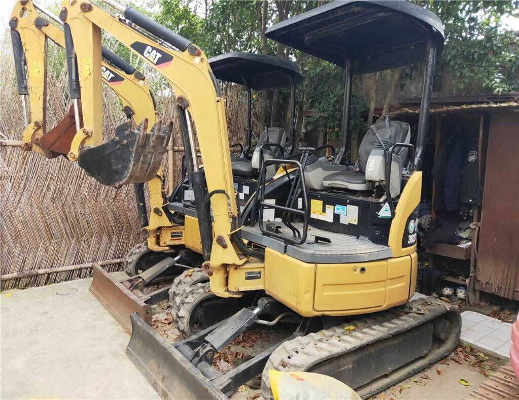 Caterpillar 302C - מיני מחפר: תמונה 4 Caterpillar 302C - מיני מחפר: תמונה 4