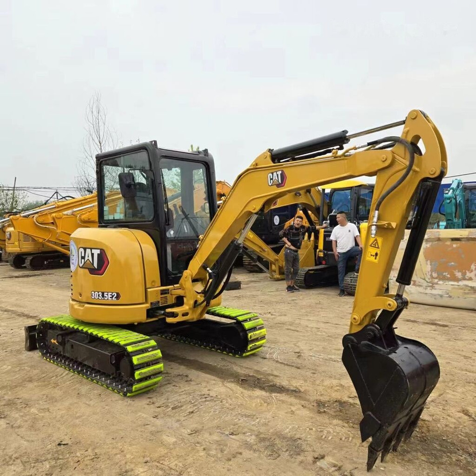 מיני מחפר Caterpillar 303.5E2: תמונה 6
