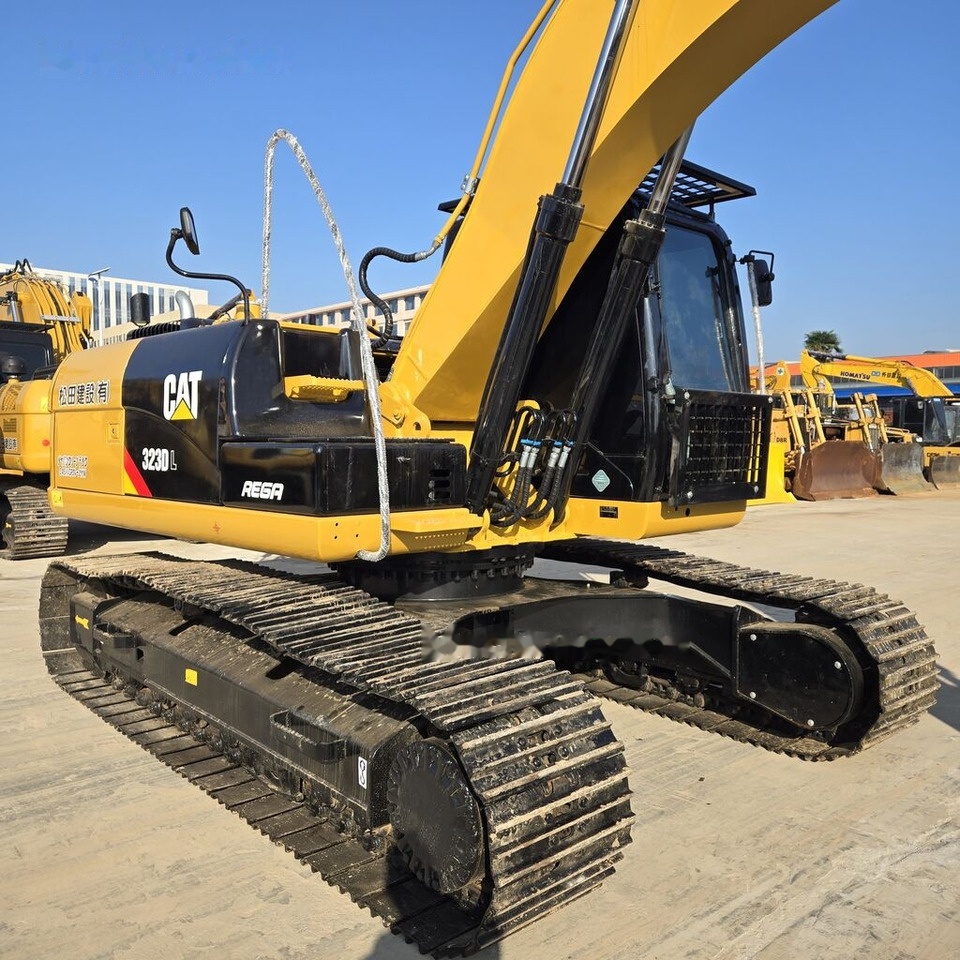 Caterpillar 323DL - מחפר סורק: תמונה 3 Caterpillar 323DL - מחפר סורק: תמונה 3