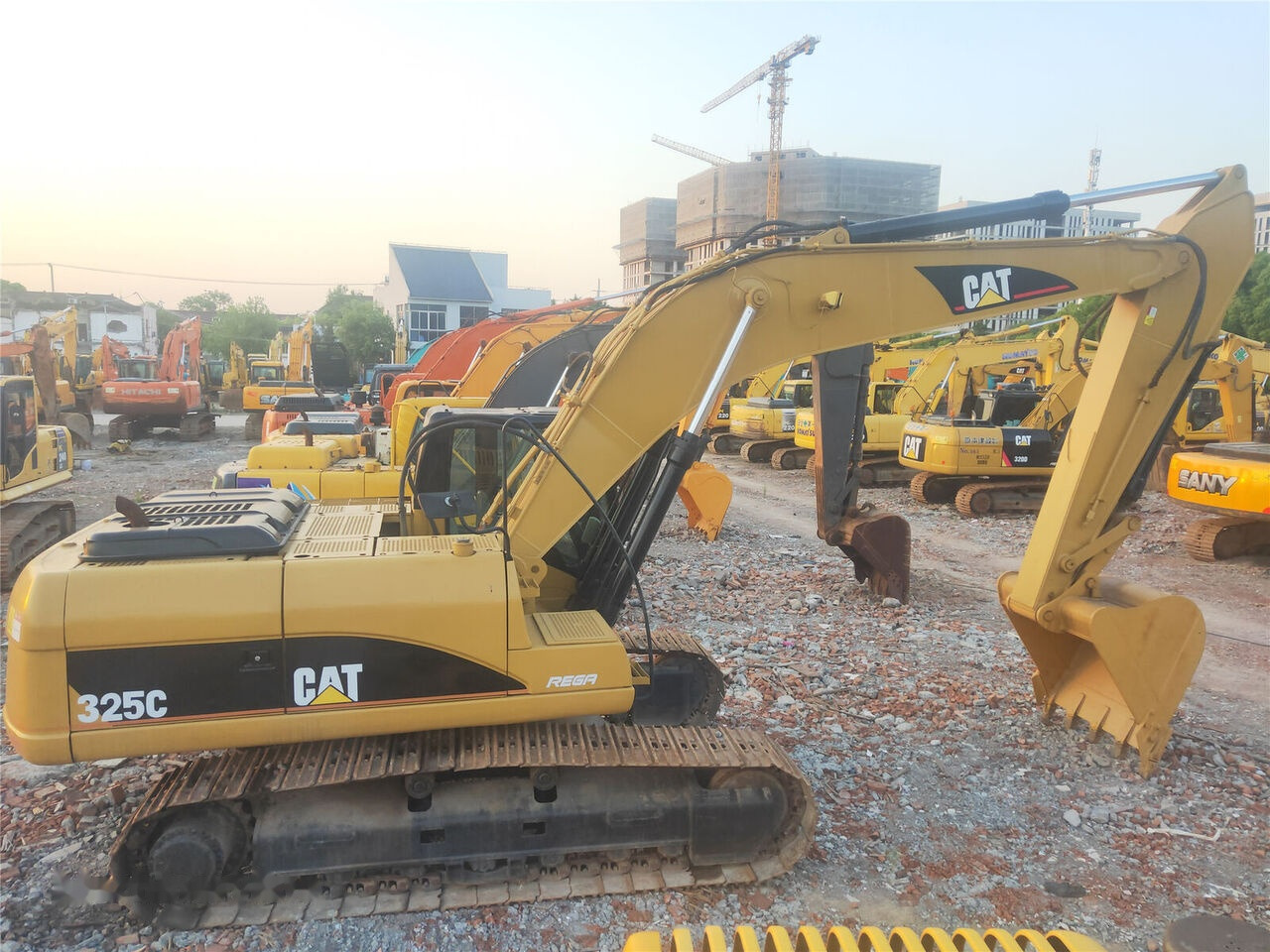 Caterpillar 325C - מחפר סורק: תמונה 4 Caterpillar 325C - מחפר סורק: תמונה 4