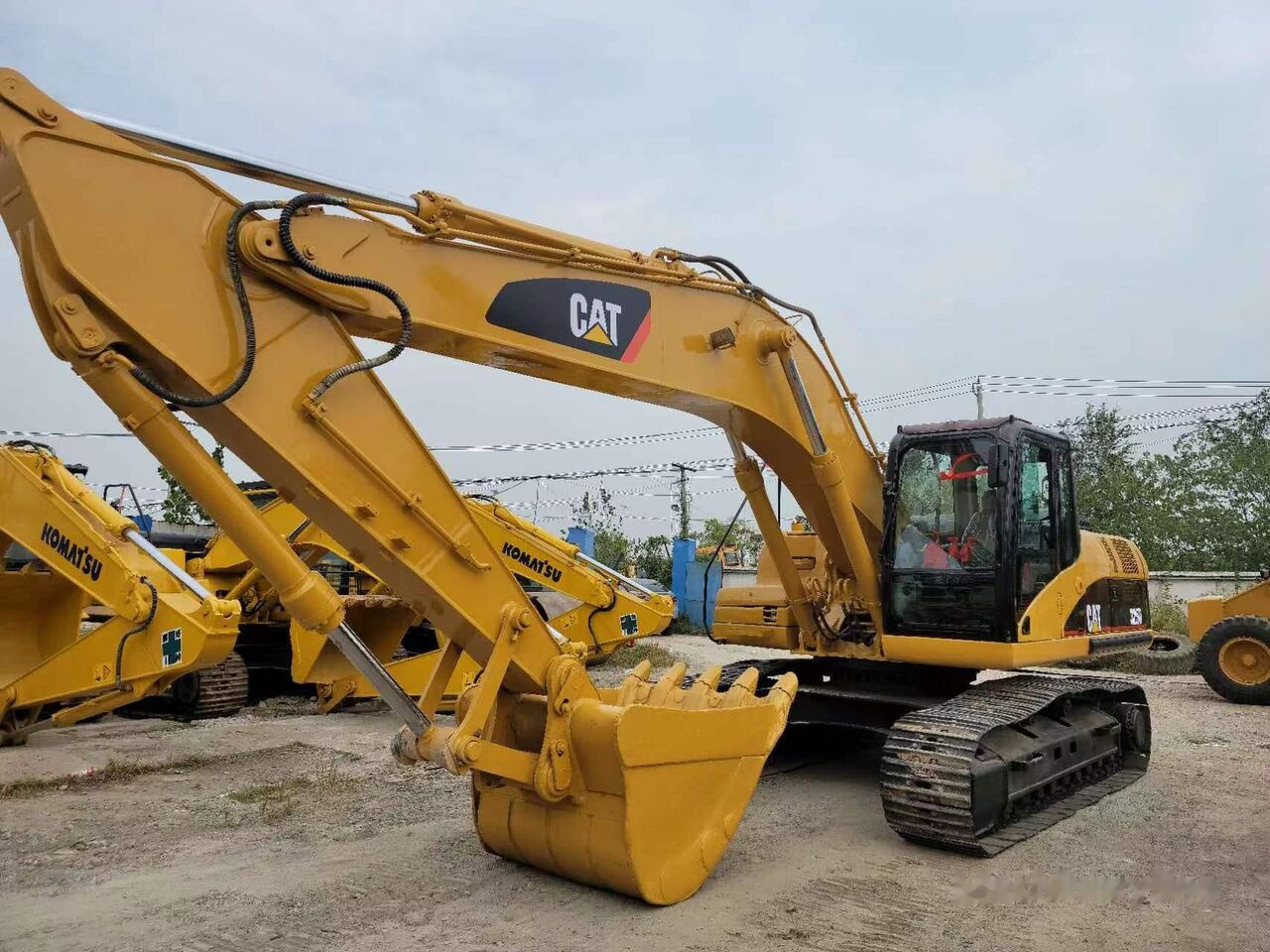 Caterpillar 325D - מחפר סורק: תמונה 1 Caterpillar 325D - מחפר סורק: תמונה 1