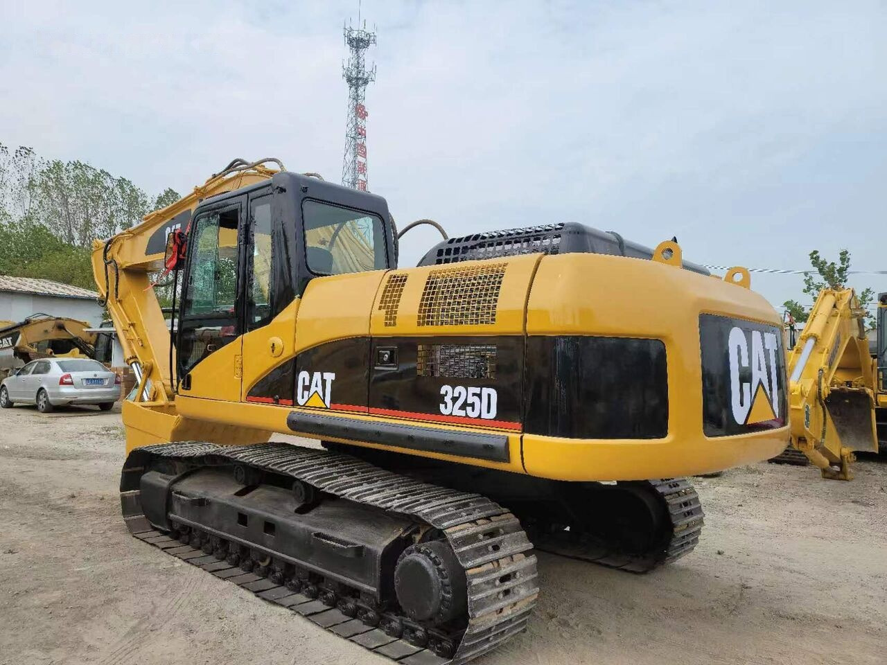 Caterpillar 325D - מחפר סורק: תמונה 3 Caterpillar 325D - מחפר סורק: תמונה 3