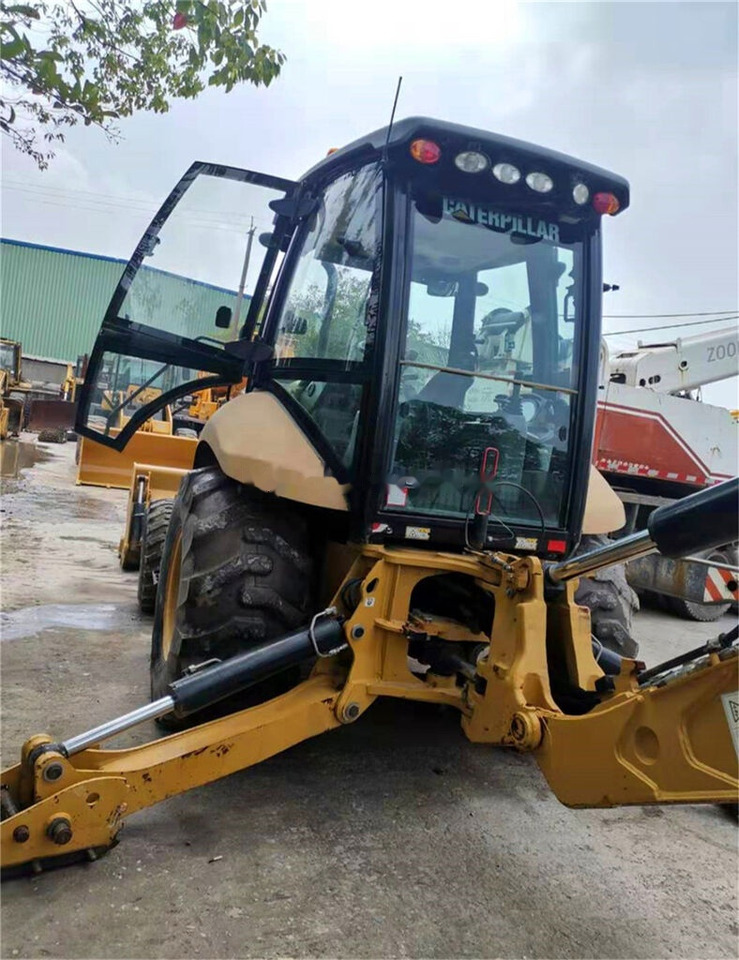 Caterpillar 420F Telescopic Long Reach Arm - מחפרון: תמונה 1 Caterpillar 420F Telescopic Long Reach Arm - מחפרון: תמונה 1