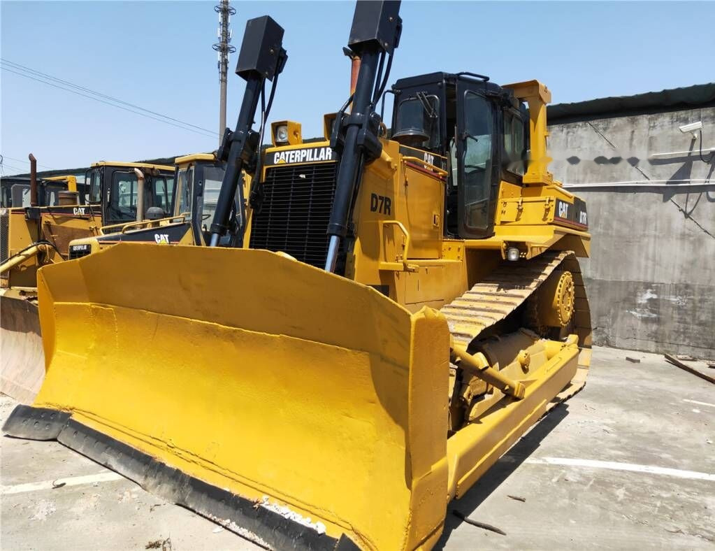 Caterpillar D7R - דחפור: תמונה 4 Caterpillar D7R - דחפור: תמונה 4
