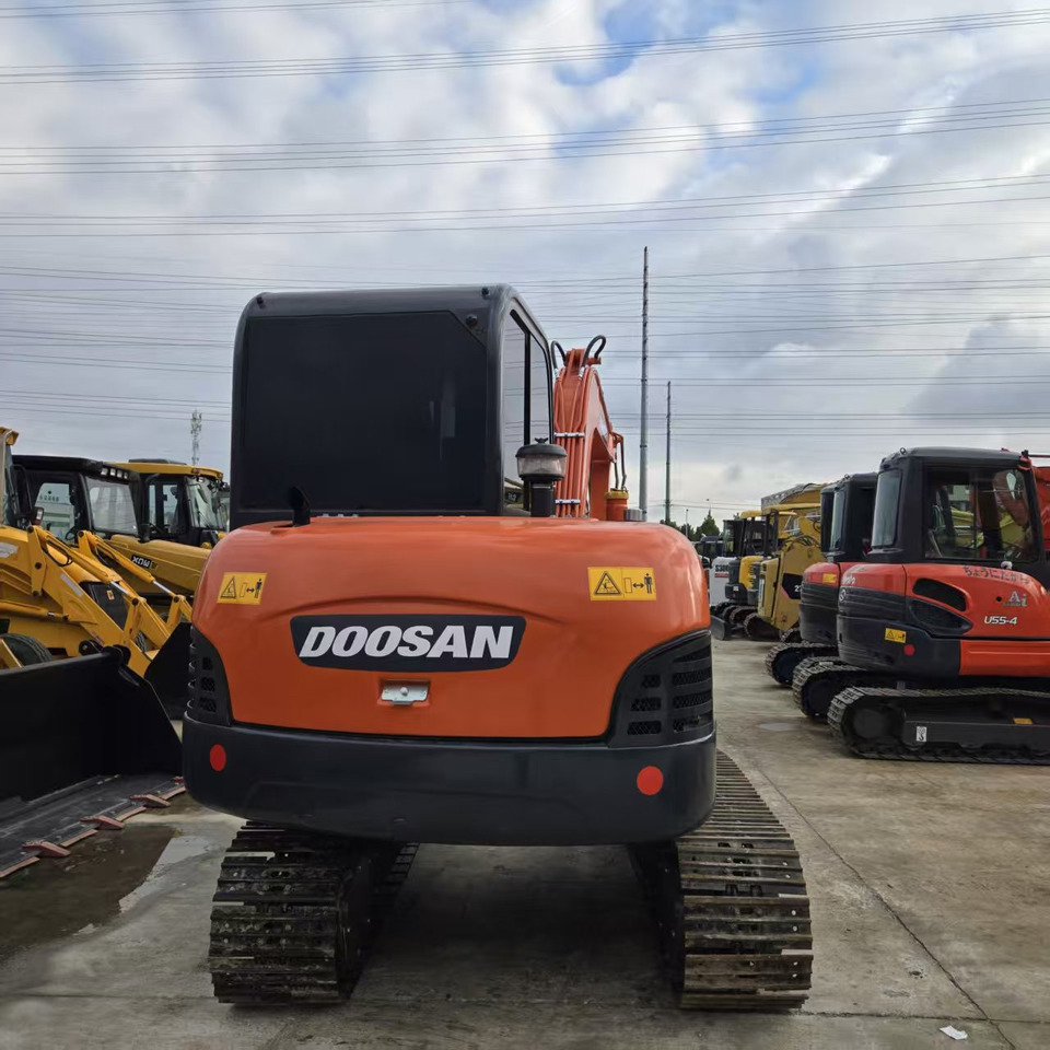 DOOSAN DH60-7 - מיני מחפר: תמונה 3 DOOSAN DH60-7 - מיני מחפר: תמונה 3