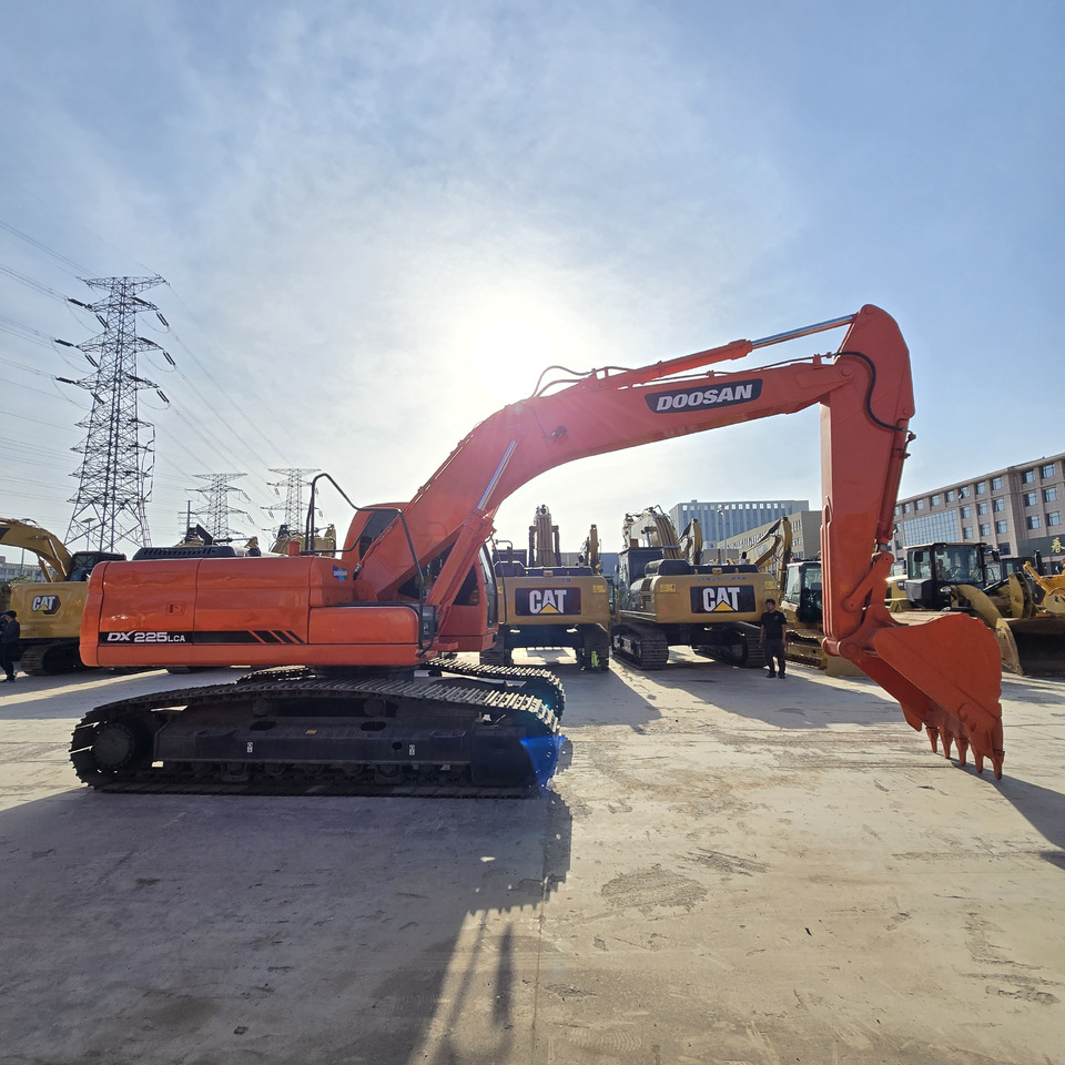 DOOSAN DX225LCA - מחפר סורק: תמונה 2 DOOSAN DX225LCA - מחפר סורק: תמונה 2