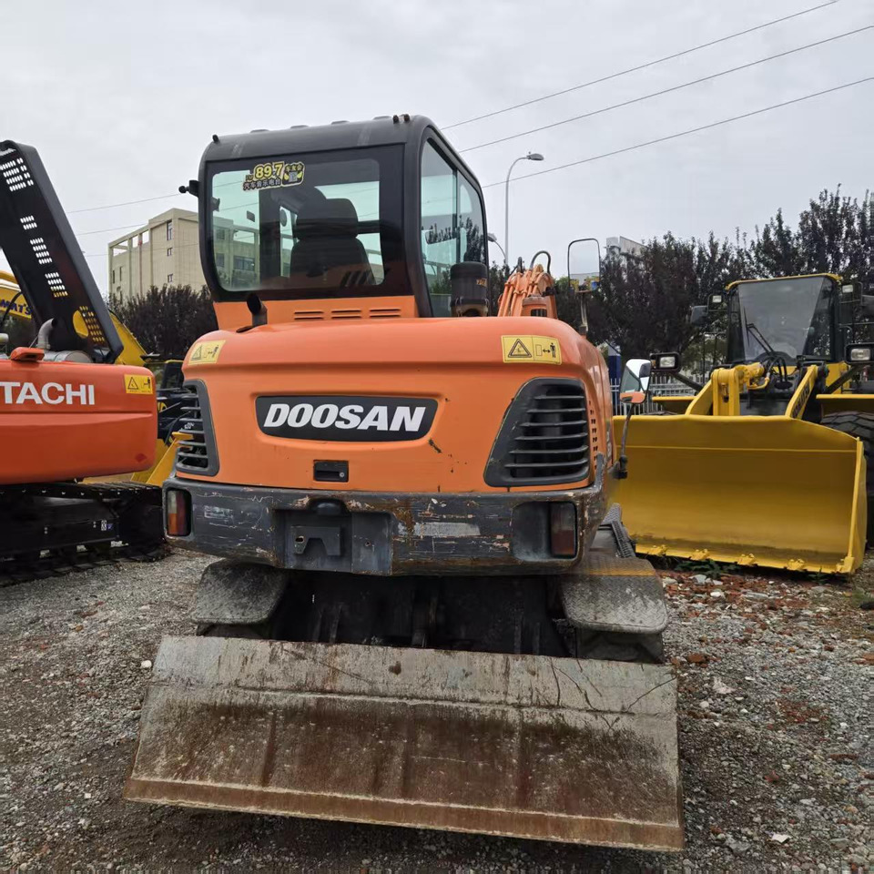 DOOSAN DX60W - מחפר גלגלים: תמונה 4 DOOSAN DX60W - מחפר גלגלים: תמונה 4