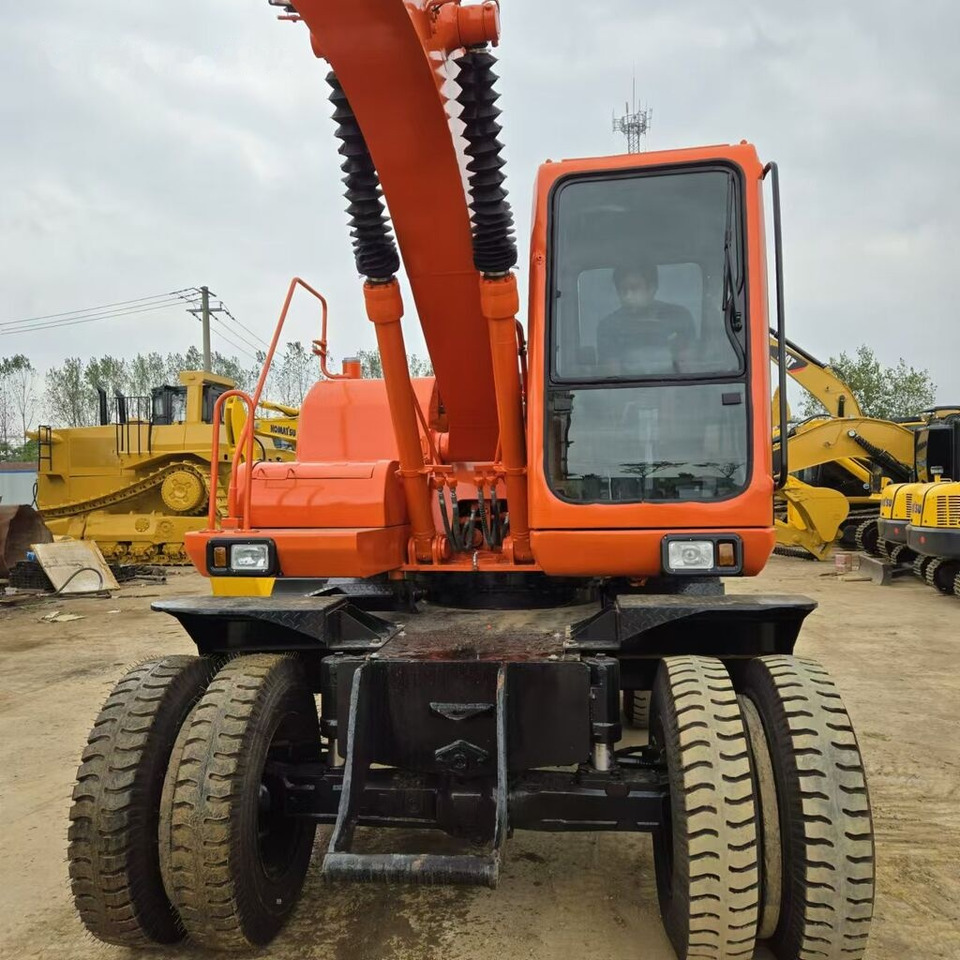 Doosan DH150W - מחפר גלגלים: תמונה 3 Doosan DH150W - מחפר גלגלים: תמונה 3
