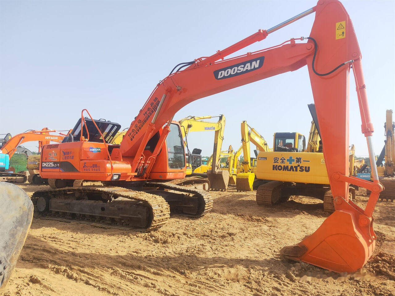 Doosan DH225LC-7 - מחפר סורק: תמונה 5 Doosan DH225LC-7 - מחפר סורק: תמונה 5