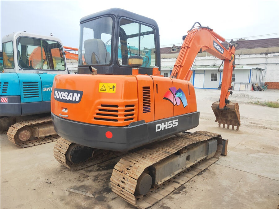 Doosan DH55-V - מיני מחפר: תמונה 2 Doosan DH55-V - מיני מחפר: תמונה 2