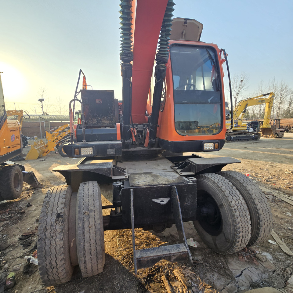 מחפר גלגלים Doosan DX150W-9C: תמונה 7