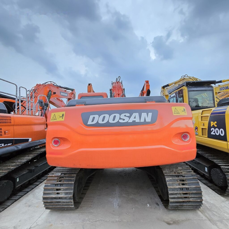 מחפר סורק Doosan DX225LC: תמונה 9