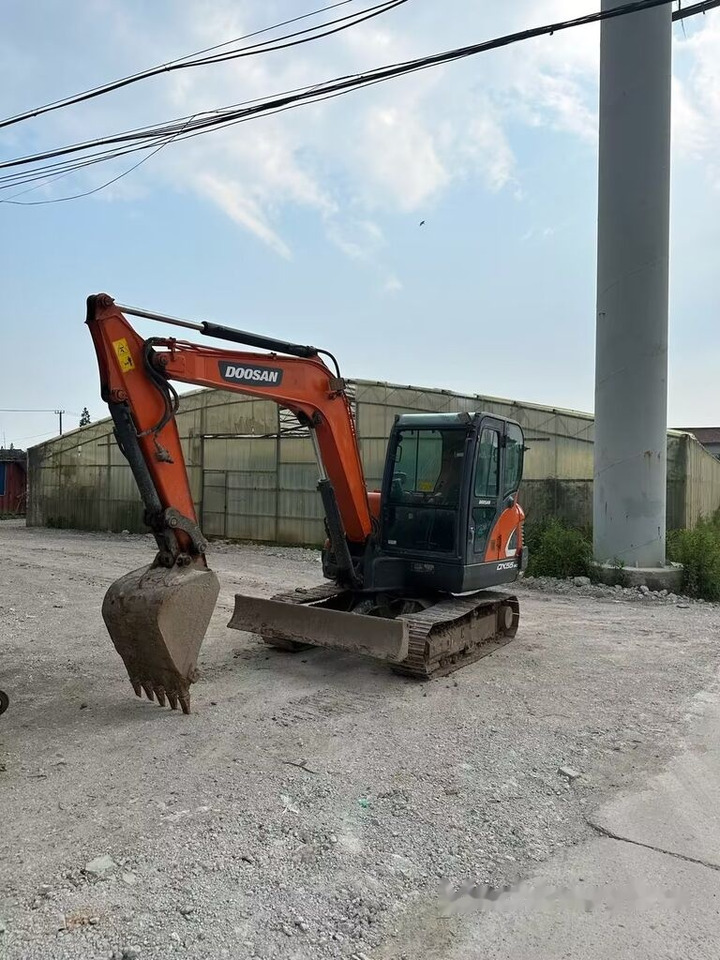 Doosan DX55 - מיני מחפר: תמונה 2 Doosan DX55 - מיני מחפר: תמונה 2