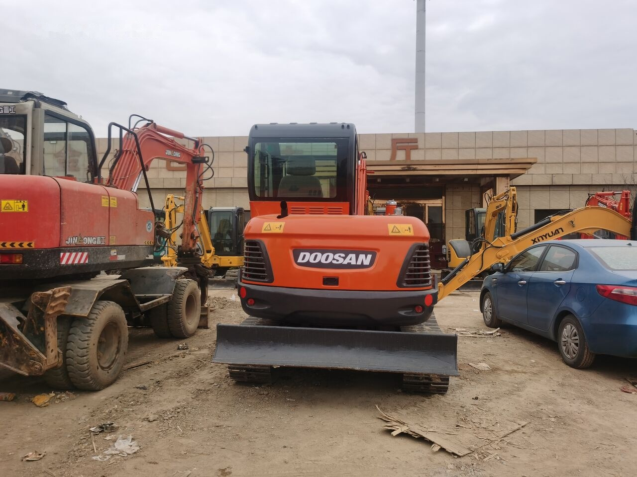 Doosan DX60 - מיני מחפר: תמונה 5 Doosan DX60 - מיני מחפר: תמונה 5