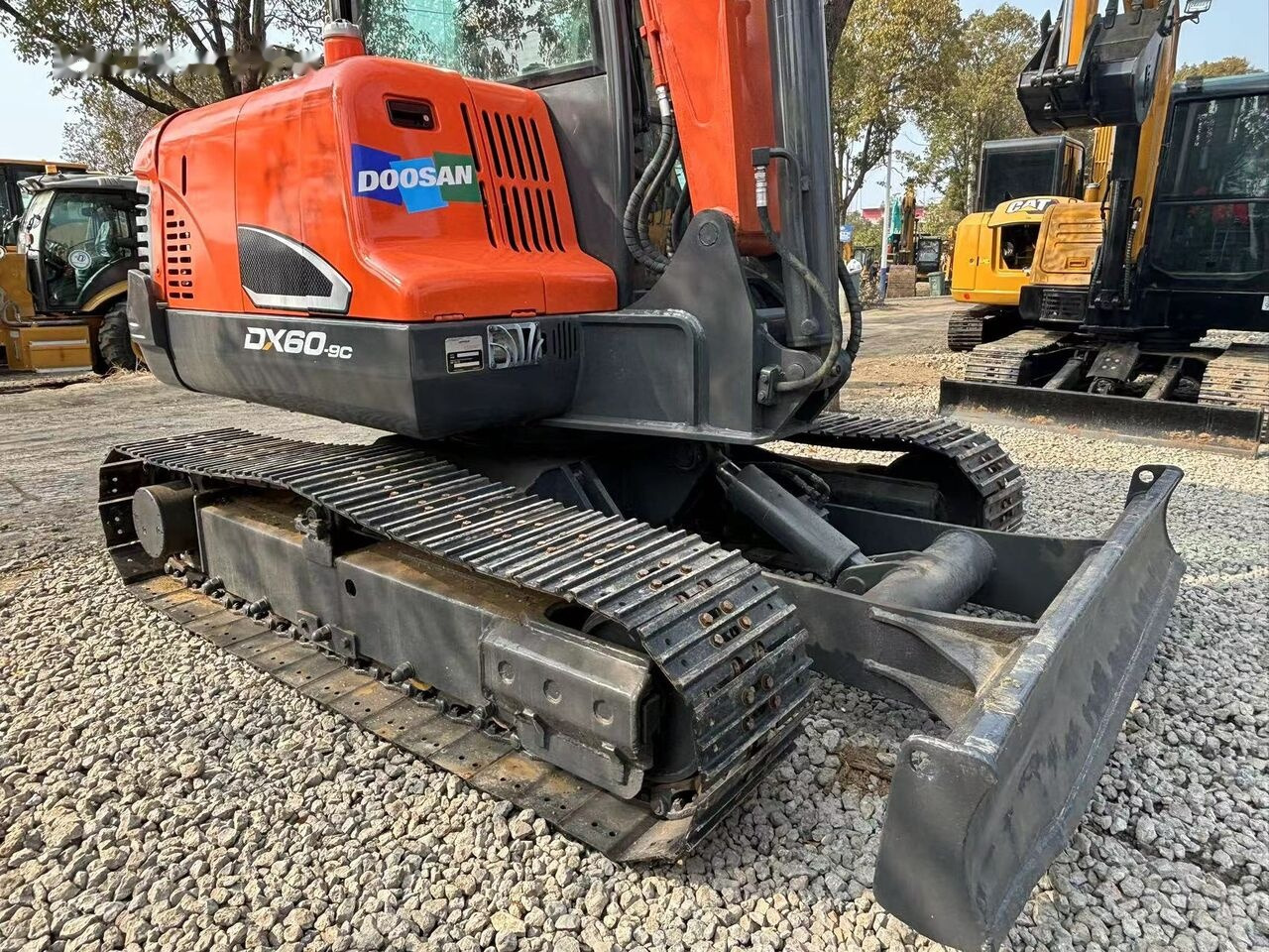Doosan DX60 - מיני מחפר: תמונה 4 Doosan DX60 - מיני מחפר: תמונה 4