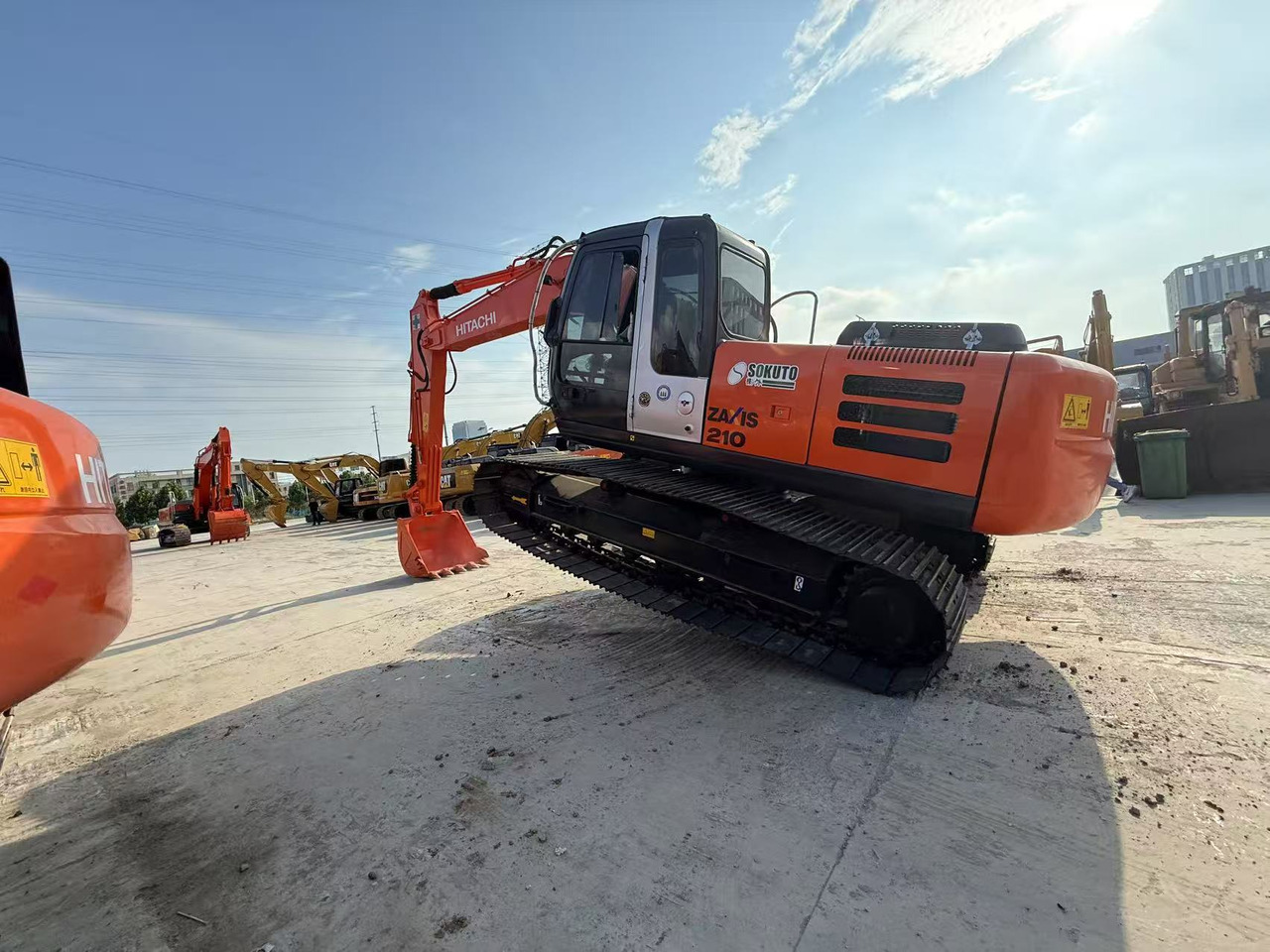 HITACHI ZX210 - מחפר סורק: תמונה 3 HITACHI ZX210 - מחפר סורק: תמונה 3