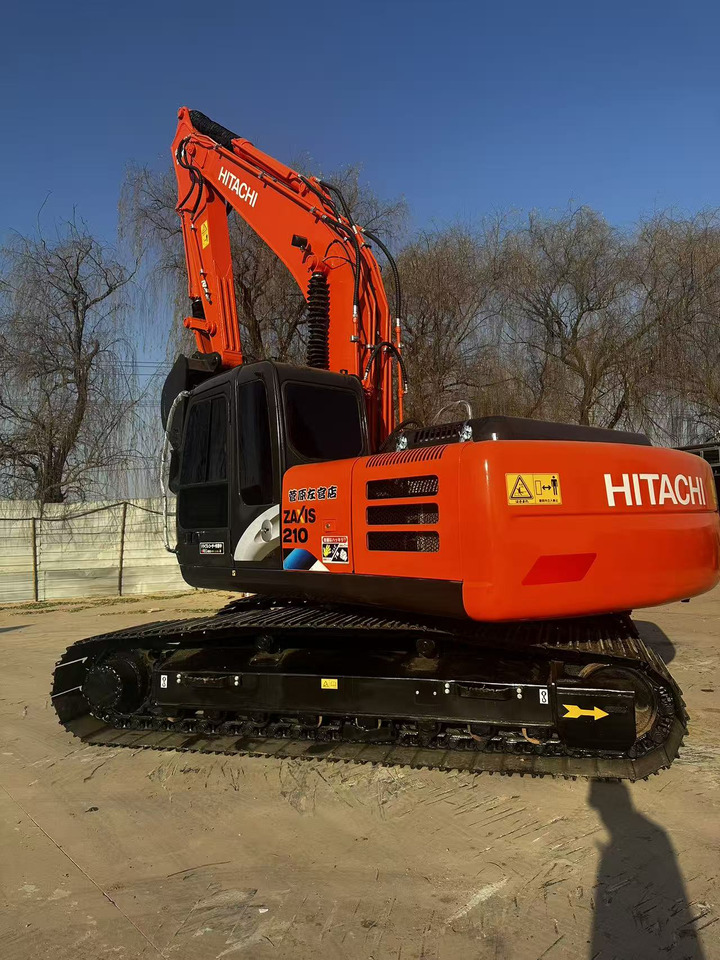 HITACHI ZX210 - מחפר: תמונה 1 HITACHI ZX210 - מחפר: תמונה 1