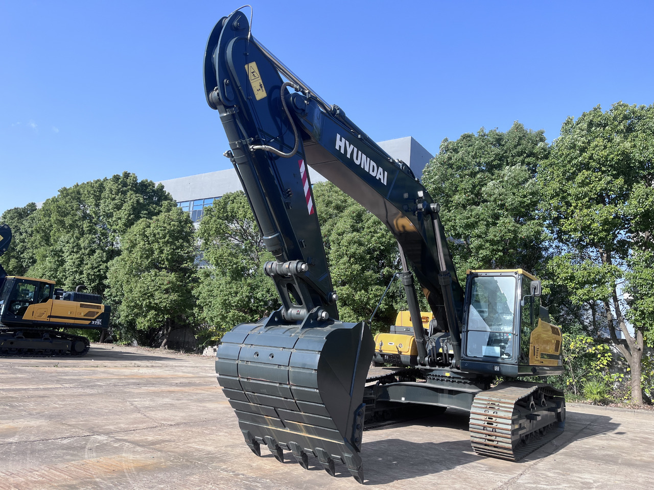 HYUNDAI HX350L - מחפר: תמונה 3 HYUNDAI HX350L - מחפר: תמונה 3