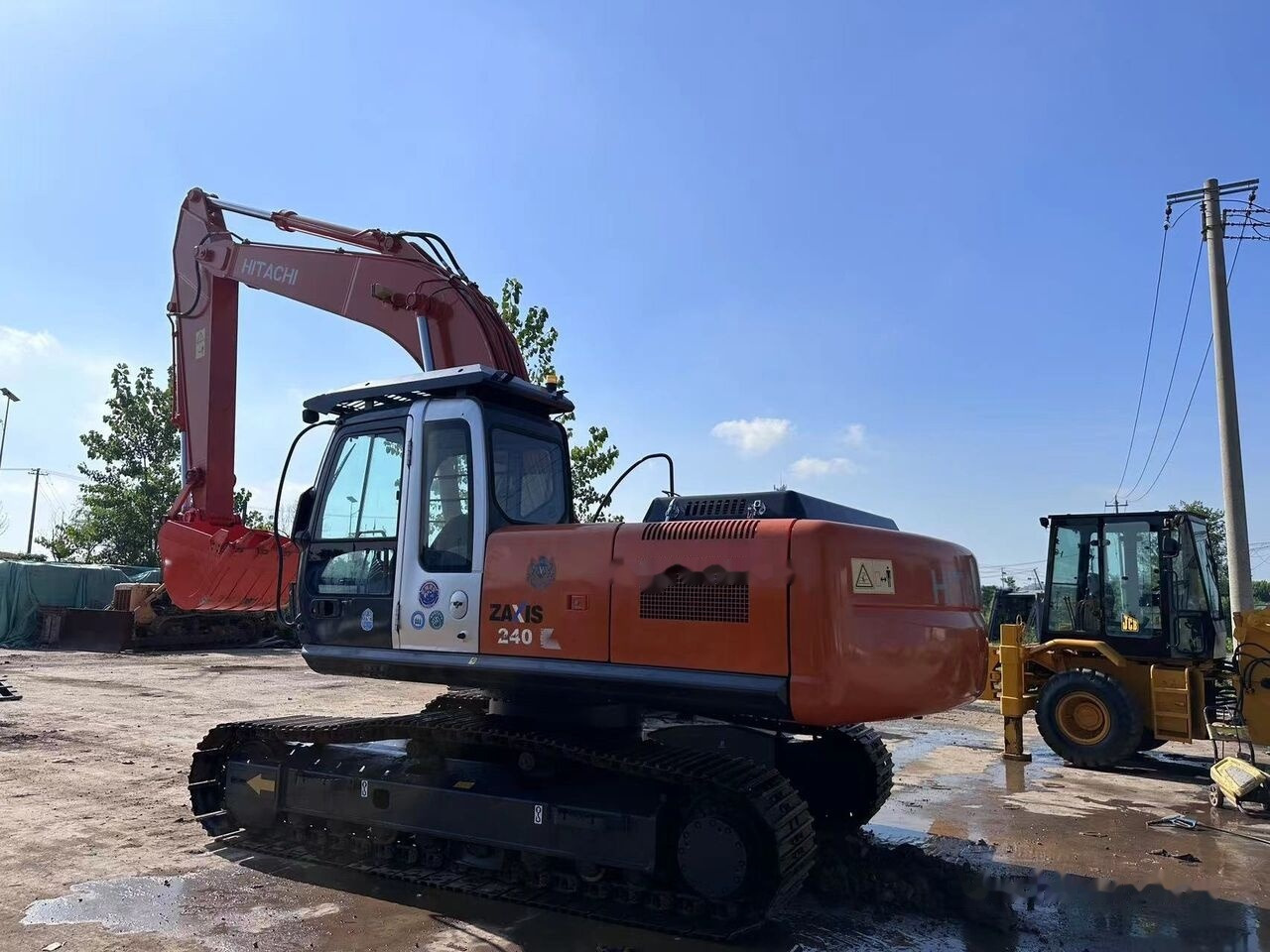 Hitachi ZX240 - מחפר סורק: תמונה 2 Hitachi ZX240 - מחפר סורק: תמונה 2