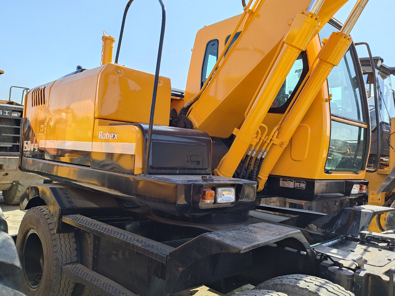 Hyundai R150W-9 - מחפר גלגלים: תמונה 4 Hyundai R150W-9 - מחפר גלגלים: תמונה 4