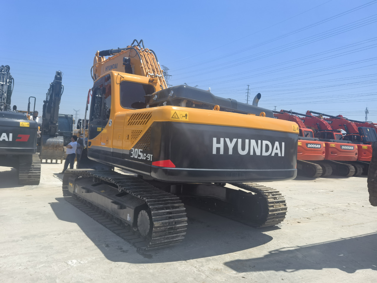 Hyundai R305LC-9T - מחפר סורק: תמונה 2 Hyundai R305LC-9T - מחפר סורק: תמונה 2