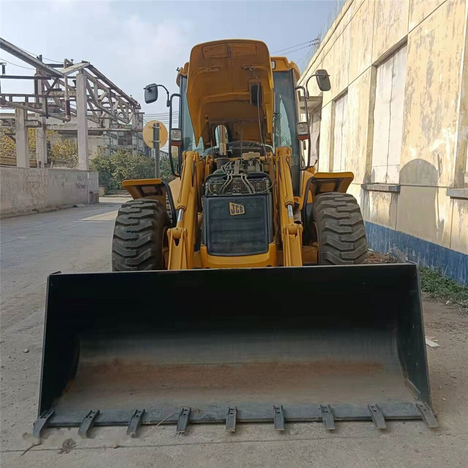 JCB 4CX - מחפרון: תמונה 2 JCB 4CX - מחפרון: תמונה 2