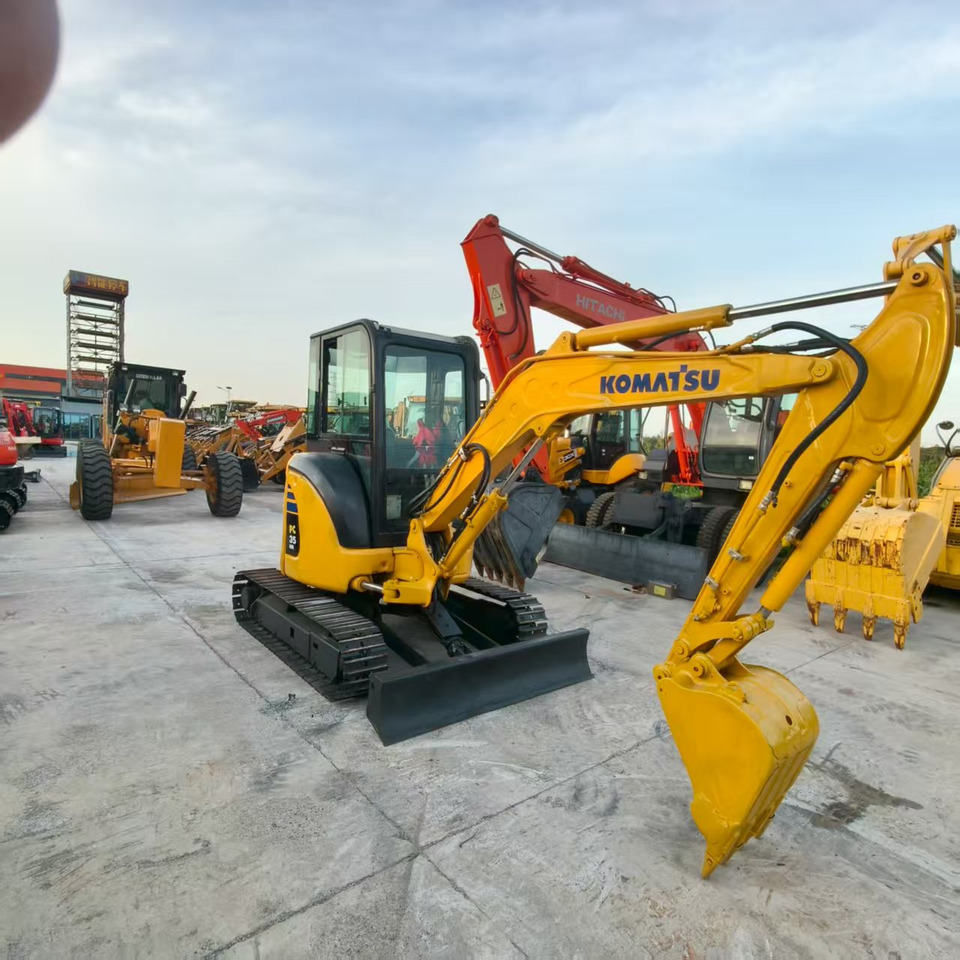 KOMATSU PC35MR - מיני מחפר: תמונה 2 KOMATSU PC35MR - מיני מחפר: תמונה 2