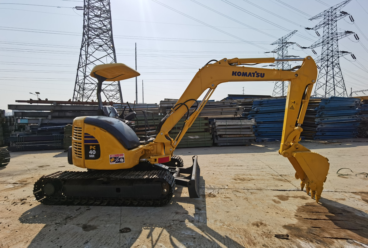 KOMATSU PC40MR - מיני מחפר: תמונה 1 KOMATSU PC40MR - מיני מחפר: תמונה 1
