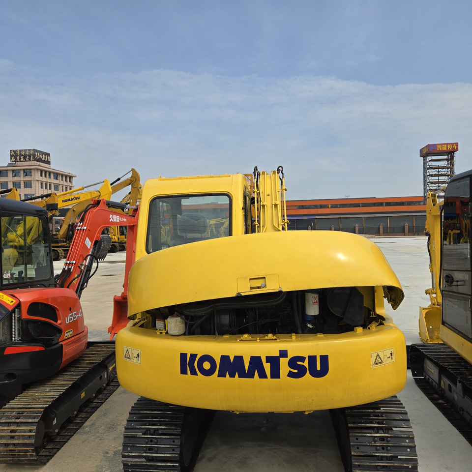 KOMATSU PC60 - מיני מחפר: תמונה 3 KOMATSU PC60 - מיני מחפר: תמונה 3