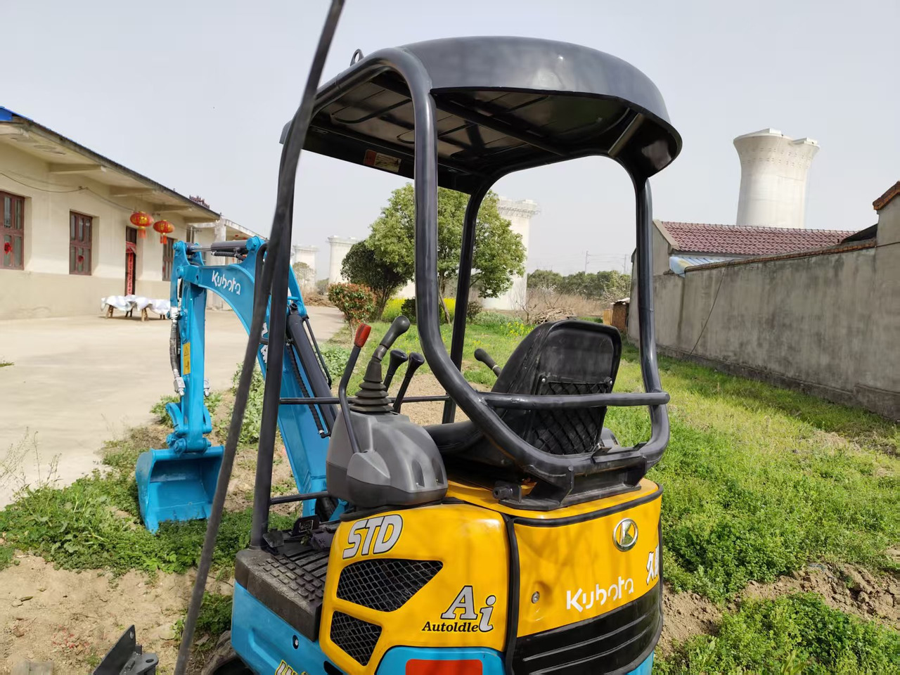 מיני מחפר KUBOTA U15: תמונה 7