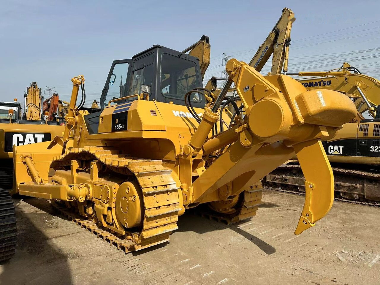 Komatsu D155A-5 - דחפור: תמונה 2 Komatsu D155A-5 - דחפור: תמונה 2